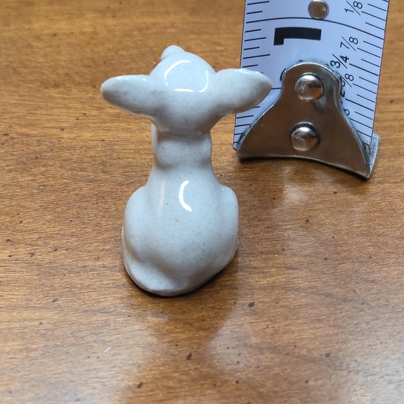 Vintage Mouse Miniature Figurine - White, Japanese Ceramic / Porcelain - Picture 3 of 9